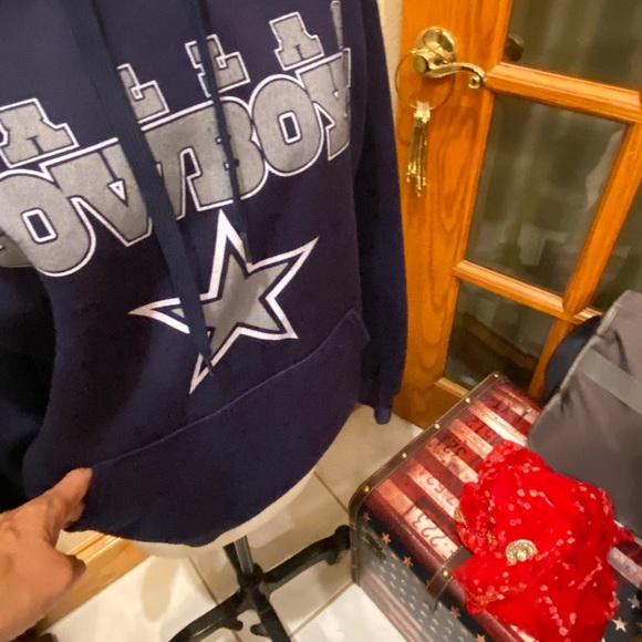 Dallas Cowboys hoodie size M Romo on the back - Picture 7 of 7